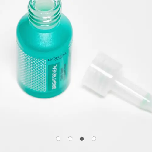 L’Oréal Bright Reveal Dark Spot Exfoliant Peel 25% AHA + BHA + PHA's photo #1