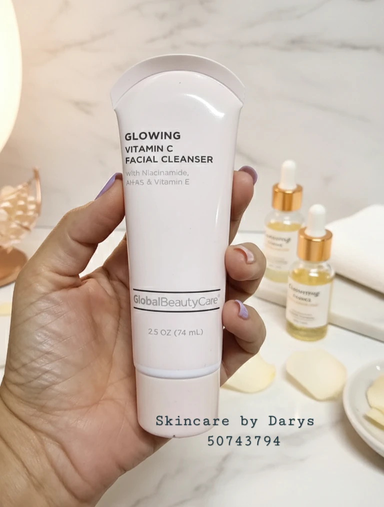 Limpiador Facial de Vitamina C con Niacinamida, AHA's y Vitamina E's foto | Darys Skincare |  BizneCubano
